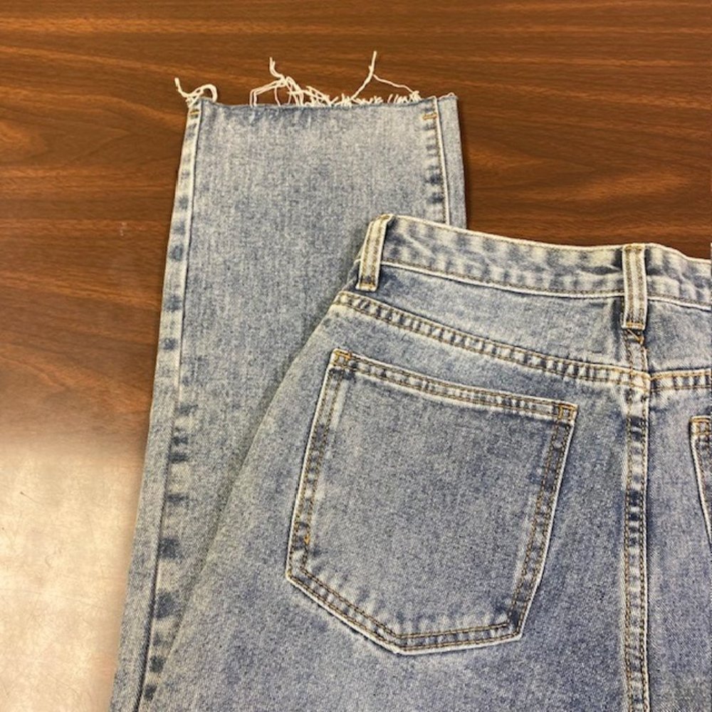 NWT Nasty Gal Distressed To Impress Raw Hem Jeans, Size‎ 6 - Picture 7 of 13
